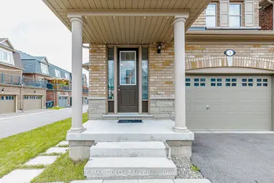3 Dale Meadows Road, Brampton, On L7a 4z9