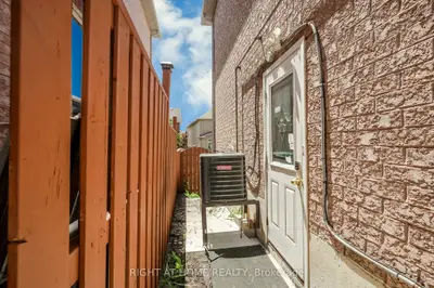 3470 Crimson King Circle Bsmt, Mississauga, On L5n 8m9