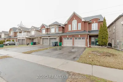 30 Tatra Crescent, Brampton, On L6y 0k6