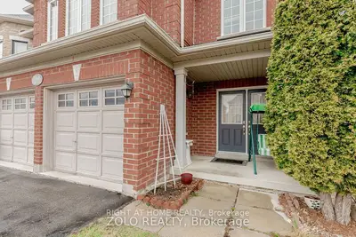 30 Tatra Crescent, Brampton, On L6y 0k6