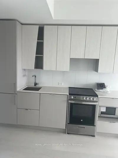 Condo Apartment in Mississauga