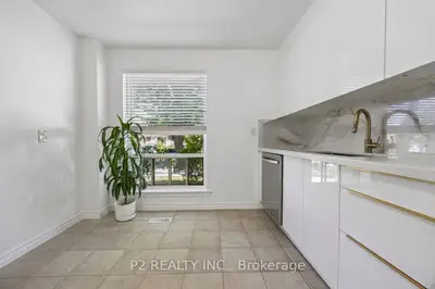 22-25 Gosford Blvd. Boulevard N, Toronto, On M3n 2g7