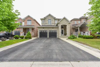 29 Dewside Drive, Brampton, On L6r 3b7