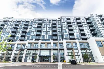 Condo Apartment in Oakville