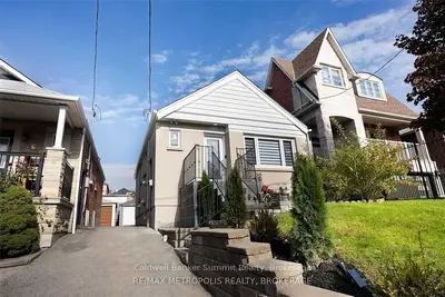 44 Ypres Road, Toronto, On M6m 1n9