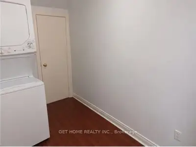 26 Crocker Drive Lower, Brampton, On L6p 1m8