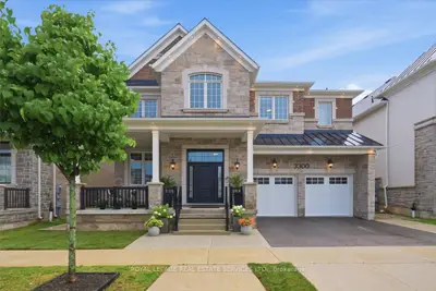 Detached in Oakville