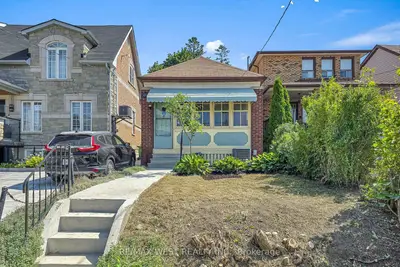 Detached in Toronto