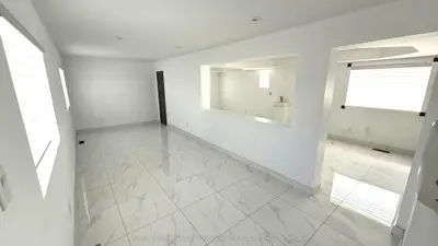 15 Centre Street S, Brampton, On L6w 2x6