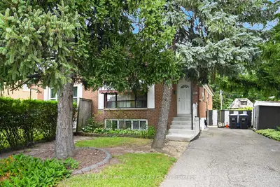 3239 Queen Frederica Drive, Mississauga, On L4y 2z9