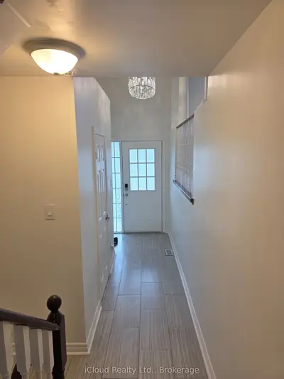 2398 Britannia Road W 68, Mississauga, On L5m 6b6