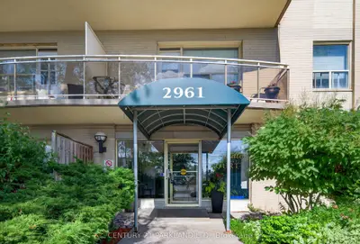 2961 Dufferin Street 202, Toronto, On M6b 3t2