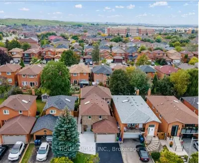 659 Roselaire Trail 1, Mississauga, On L5r 3c6