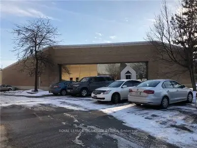 6490 Van Deemter Court, Mississauga, On L5t 1s1
