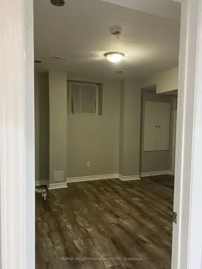 35 Southlake Boulevard, Brampton, On L6v 4p4