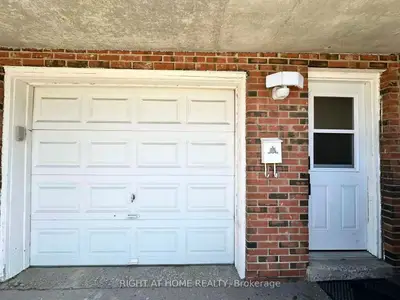 4125 Bishopstoke Lane Lower, Mississauga, On L4z 1j1