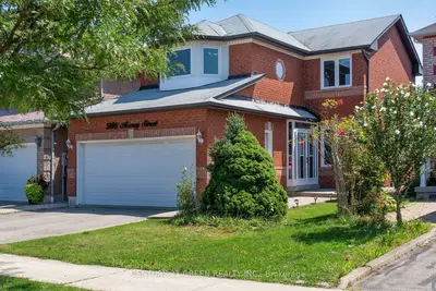 5806 Mersey Street, Mississauga, On L5v 1v9