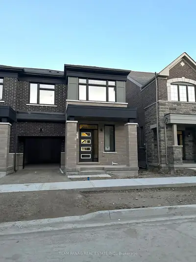 Att/Row/Townhouse in Brampton