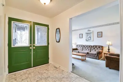 2914 Peacock Drive, Mississauga, On L5m 5s2