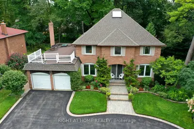 1412 Carmen Drive, Mississauga, On L5g 3z1