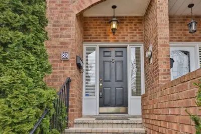 86 Forsythe Street, Oakville, On L6k 3j8