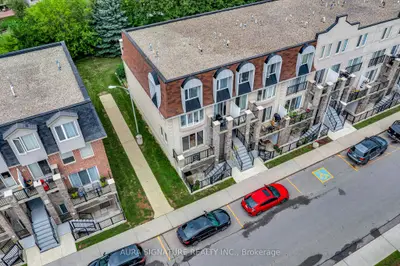 105 George Appleton Way 2142, Toronto, On M3m 0a2