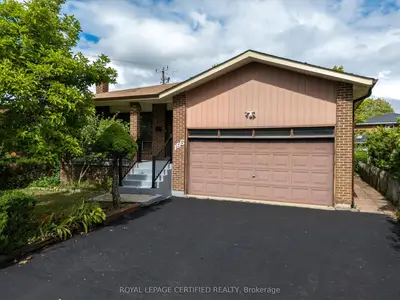 196 Mount Olive Drive, Toronto, On M9v 3z5