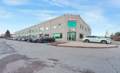 2 Automatic Drive 112 {main Floor}, Brampton, On L6s 6k8