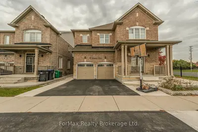70 Zanetta Crescent, Brampton, On L6y 6a2