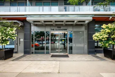 1185 The Queensway 815, Toronto, On M8z 0c6