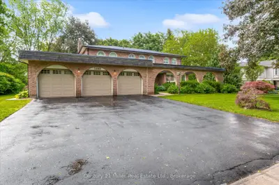 1482 Caulder Drive, Oakville, On L6j 5s9