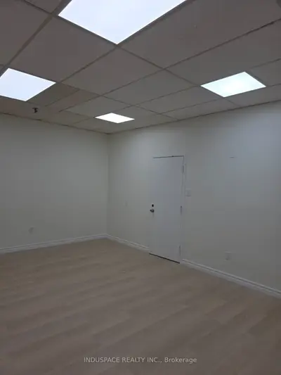 1585 Britannia Road #e10-e11, Mississauga, On L4w 2m4