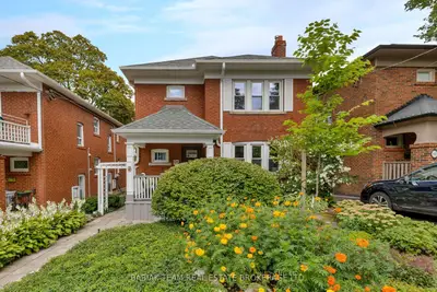93 Glendonwynne Road, Toronto, On M6p 3e7