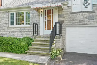 1 Bernice Avenue, Toronto, On M8y 1z5