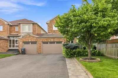 6 Birchcliffe Drive, Brampton, On L6z 4t3