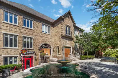 53 Village Centre Place 102, Mississauga, On L4z 1v9