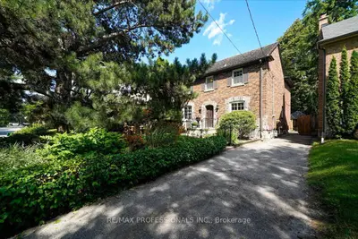 Detached in Toronto