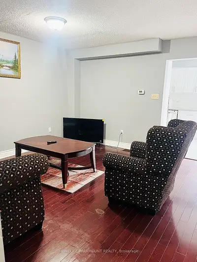 27 Lonestar Crescent, Brampton, On L7a 2h9