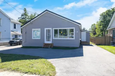 98 Main Street N, Halton Hills, On L7j 1w2