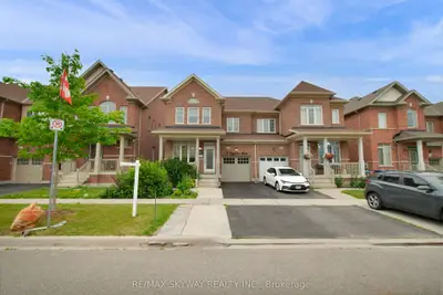 12 Fitzgibson Street, Brampton, On L6y 5y5
