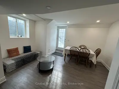 63 Rockbrook Trail Basement, Brampton, On L7a 4h9