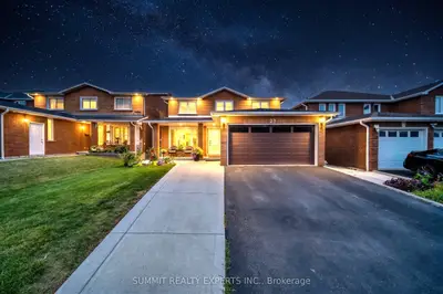 29 Coronation Circle, Brampton, On L6z 4a9