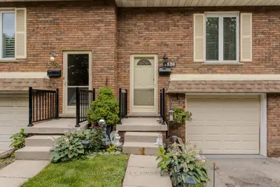 1526 Westminster Place, Burlington, On L7p 2b5
