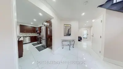 71 Tufton Crescent, Brampton, On L7a 3j2