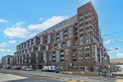 1787 St Clair Avenue W 710, Toronto, On M6n 0b7