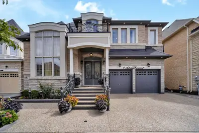 8 Adrian Crescent, Brampton, On L6x 5m6