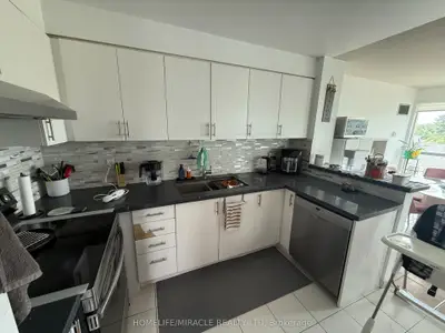 2177 Burnhamthorpe Road 609, Mississauga, On L5l 5p9