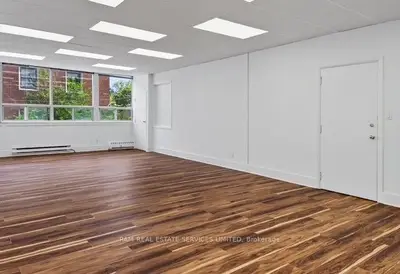 3311 Bloor Street W 2, Toronto, On M8x 1e7