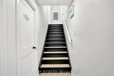 448 Dougall Avenue Unit B, Caledon, On L7c 4a6