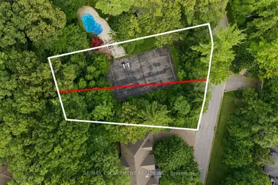2035a Heartwood Court, Mississauga, On L5c 4p7